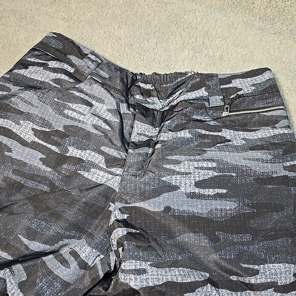 NWT FREE COUNTRY LADIES WATERPROOF SKI PANTS WOMEN'S XL CAMO Black Gray 82608 - Picture 4 of 13